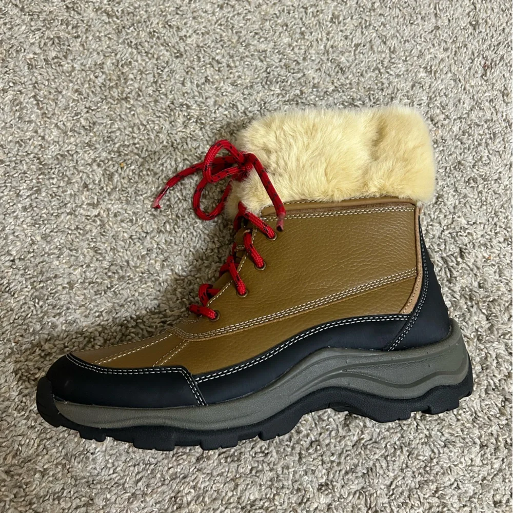 Clarks Mazlyn Arctic Duck Boots Women's Size 7.5 D Brown Leather Faux Fur Winter